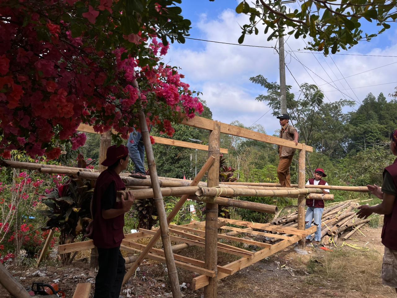 Membuat Pos Kamling